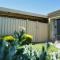 Modern style unit 2 Deer Park