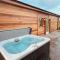 East Learmouth Lakeside Lodges - Larch Lodge