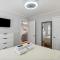 207 W Cooper Coral Cassita Central Location