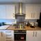 Townhouse (C) in private grounds 8 mins from city - Dunston
