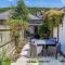 Modern living, Charming Old Town Cottage