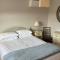 Cosy 2 bed, home from home - Haddenham