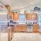 Rockaway Retreat - Meredith Lodging