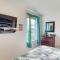 Rockaway Retreat - Meredith Lodging