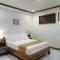 Rosh Hotel