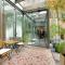 Hotel Bleibtreu Berlin by Golden Tulip