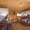 Gnu Mara River Camp