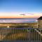 3 bedroom Atlantic City House Steps from Boardwalk, beach, shopping , nightlife.