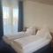 KRYSTALL Hotel