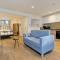 Luxury one bedroom Greenwich studio apartment near Canary Wharf by UnderTheDoormat - Londýn