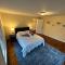 The Yellow Door 3-bedroom downtown near VT&RU