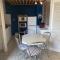 Joli appartement mezzanine avec parking et wifi La Roquille