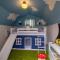 Blue Valley Inn - Hot Tub & Spacious Play Area!