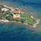 Villa Solenzana - Luxury stay on a private peninsula with pool