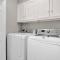 Glamorous 3BR 2BA house w/ large fenced backyard - Мемфис