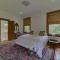 Oak Hall Bed and Breakfast