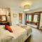 Elegant & spacious farmhouse with wonderful views - Penrith