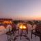 Sunset Escape by StayVista, a city-view villa with an exclusive private terrace for an elevated and memorable stay - جودبور