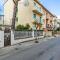 Viareggio Roomy Apartment with Balconies