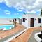 Suite only adults with Breakfast included, FreeWifi, shared pool, ocean view in Yaiza - Yaiza