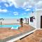 Suite only adults with Breakfast included, FreeWifi, shared pool, ocean view in Yaiza - Yaiza