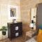 Large Bedroom in Boutique Style Farmhouse B&B with Pool