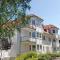Villa Vilmblick - Wohnung 05 mit Terrasse und Boddenblick