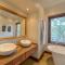 San Lameer Villa 5910 - 4 Bedroom Luxury - 8 pax - San Lameer Rental Agency