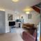 26 Strawberry Hill, Tolroy Manor