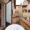 Signoria Florentine Apartment