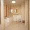 No 1 Under the Clock by SSW - 1BR, right in the City Centre, Sleeps 4 - Cardiff
