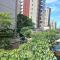 Flat Beverly Hills 101B