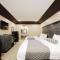 Sapphire Inn & Suites