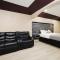 Sapphire Inn & Suites