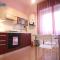 7 SORELLE B&B camere in pieno centro città con bagno privato, FREE HIGH SPEED WI-FI, NETFLIX