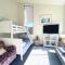 Coconuts - 3 bedroom 3 bathroom townhouse with tennis court