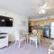 Golden Sands 813