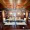 5 Bedroom Estate near Casino and downtown