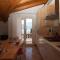 Casa del Sole - sleeps 4 with shared pool - 皮亚内洛德拉廖