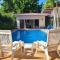 Pool House with Shared Pool Access - ديفيد