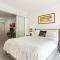 Perth City Retreat - parking, pool, self contained