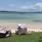HighTide- luxury apartment, almost on the beach.