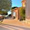 Gorgeous Home In Eyragues