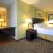 Holiday Inn Express & Suites Chicago-Libertyville by IHG