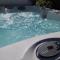 Ponycob hot tub 2 bed ensuite - Blaencelyn Ponycob hot tub 2 bed ensuite - Blaencelyn