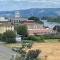 Columbia River Cliff House - Saint Helens