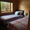 Red Squirrel log cabin with hot tub
