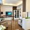 Lux apartments in the city center with a coffee machine, view of a theater, near Zlata Plaza