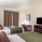 Cobblestone Hotel & Suites - Hutchinson - Hutchinson