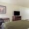 Cobblestone Hotel & Suites - Hutchinson